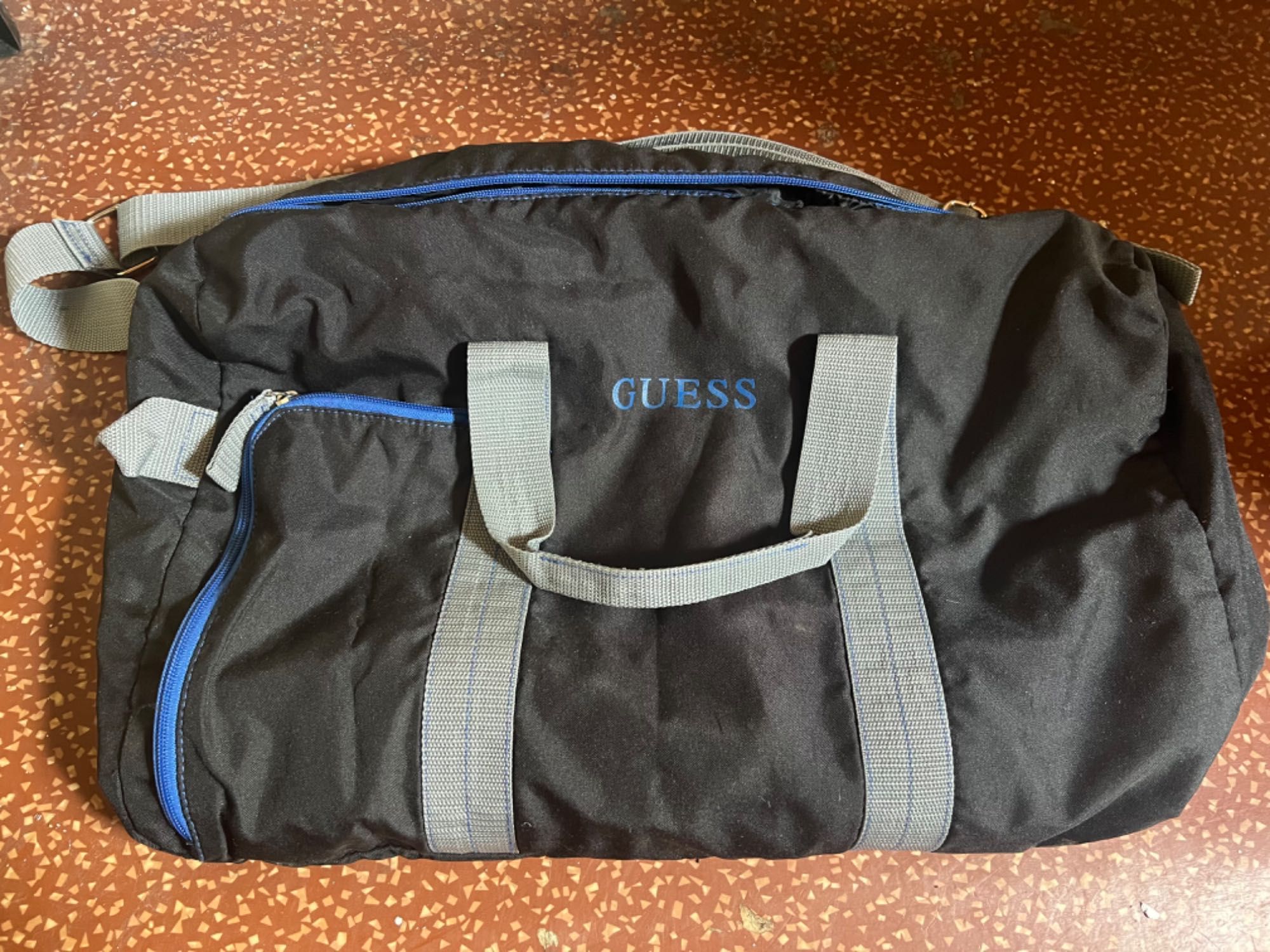 Оригинален сак Guess