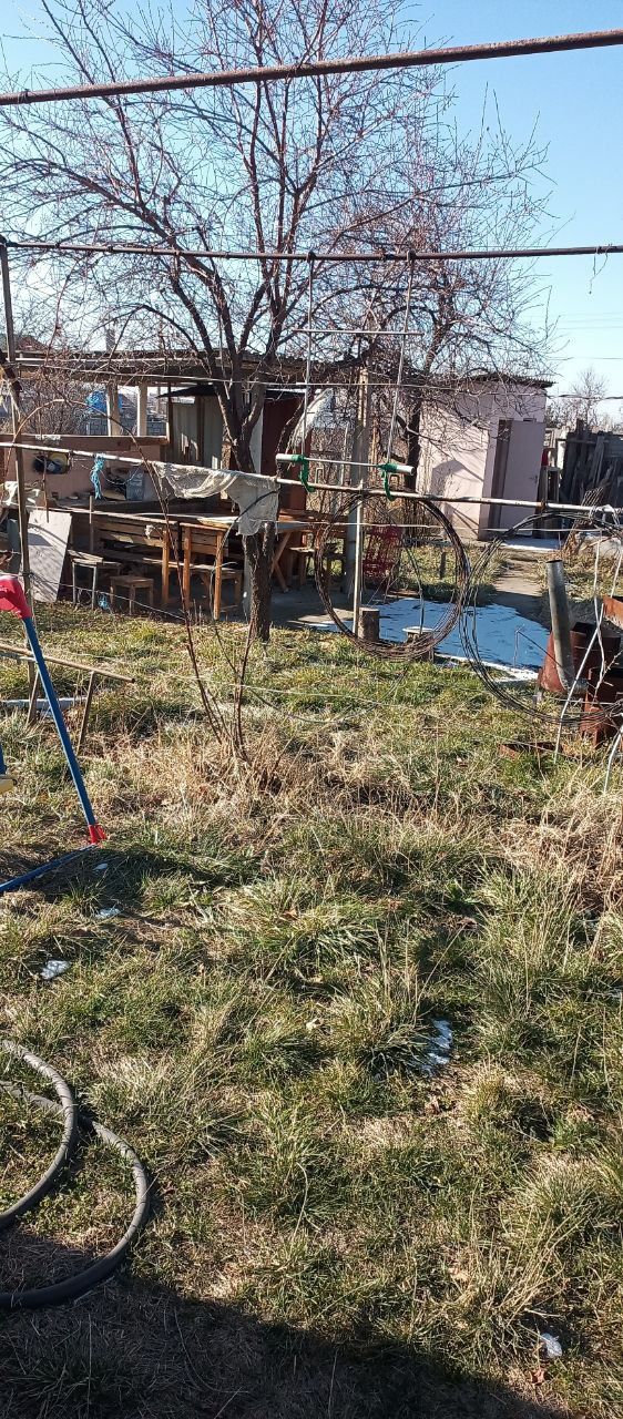 Срочно! Продаётся дача, 5 соток. 40 км от Ташкента