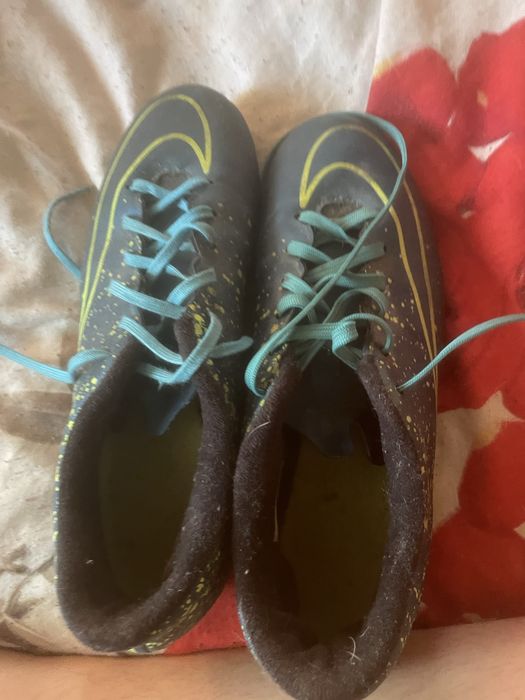 Продавам бутонки Nike Mercurial Vortex ll