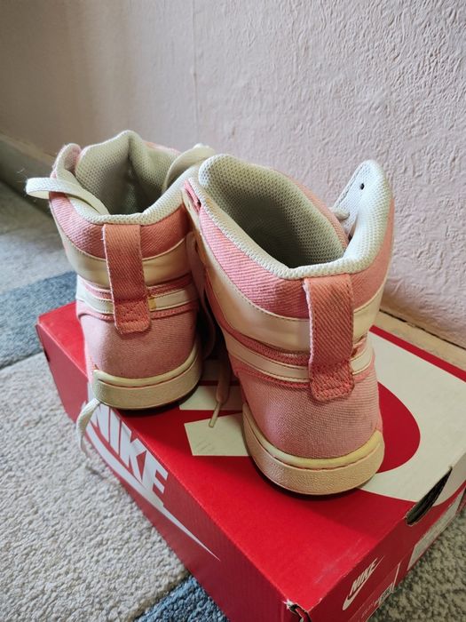 Обувки Nike дамски