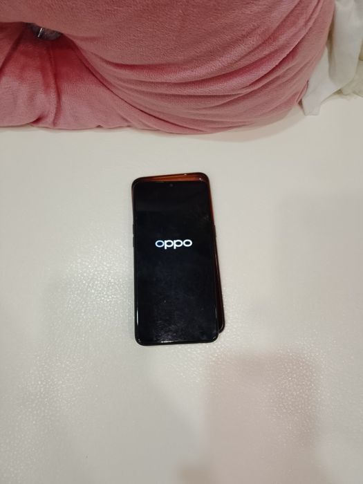 Продам телефон Oppo a 12