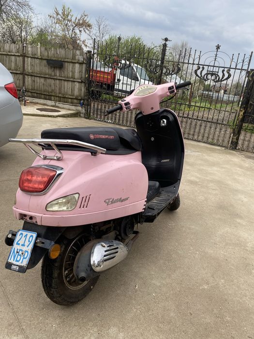 Scuter Flory Kreidler limitat 25km/h