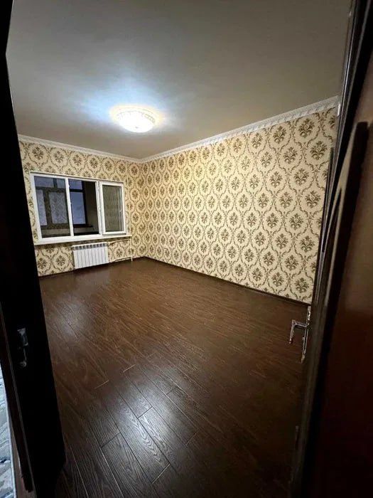 Продаю 2-х комнатная квартира на Сергели 5, лифтовая