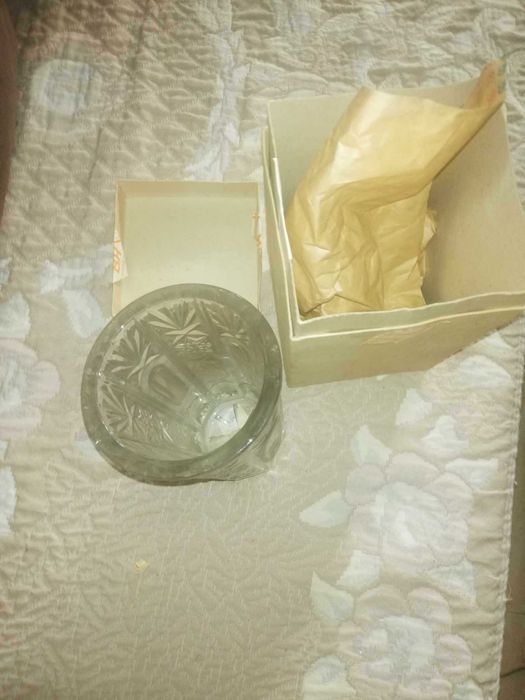 Оловен порцелан ваза пепелник