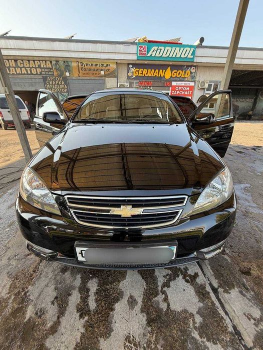 Chevrolet Gentra 3 позиция. Срочно продаётся.