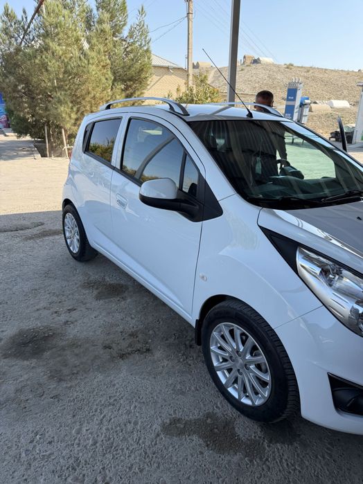 Шевролет Спарк 2022.