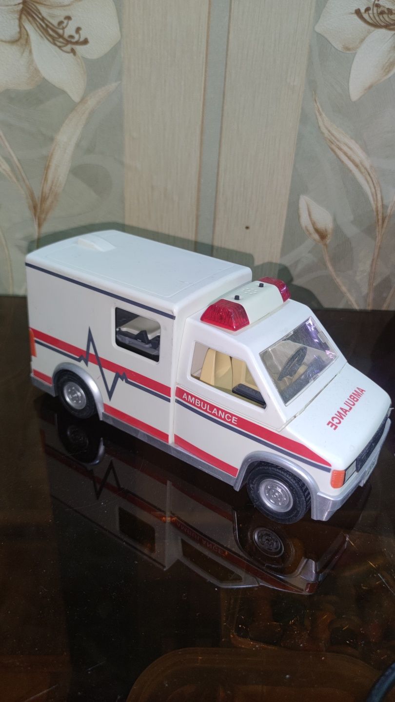 Playmobil машины, пожарная, скорая, туристическая