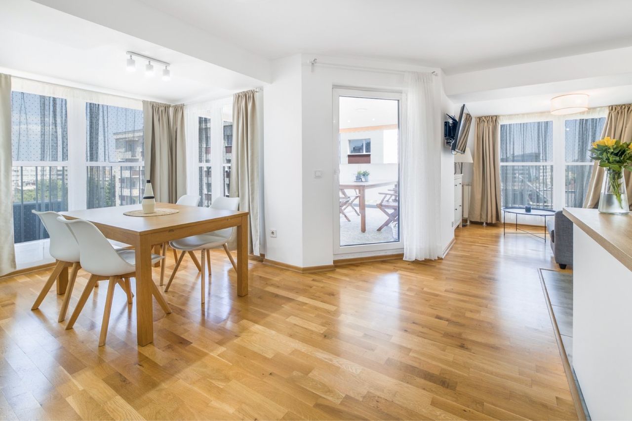 Продава се Четиристаен апартамент в София, Малинова долина - 147 кв.м за 2245 €/кв.м - Снимка #3