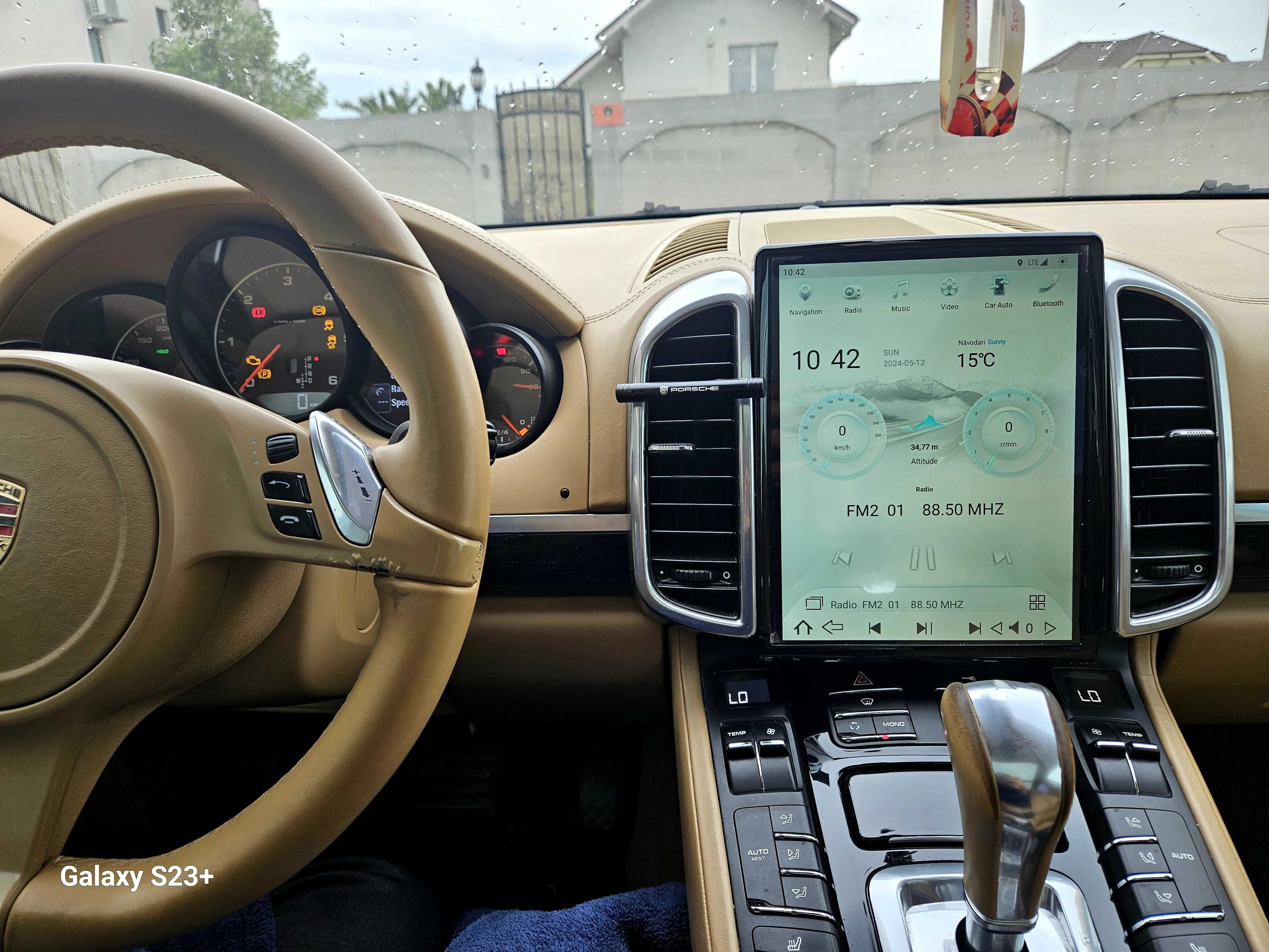 Navigatie Android pentru Porsche Cayenne 2011-2016