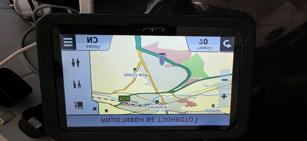 Навигация за камион Garmin Dezl 770 пълен комплект карти зацяла Европа