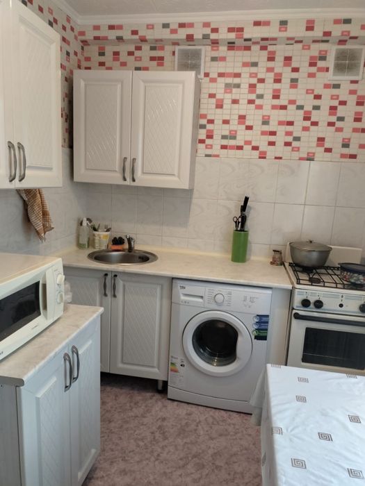 Сдам 2-х ком. Ауельбекова 127. 140 тыс.+ком.+50 тыс. депозит