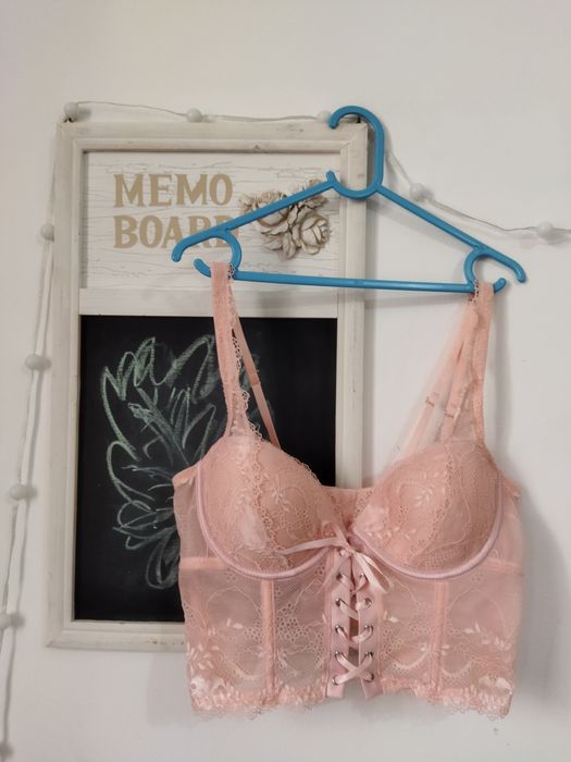 Bustiera corset superb roz din dantela Secret Possessions Xs-S 34/36