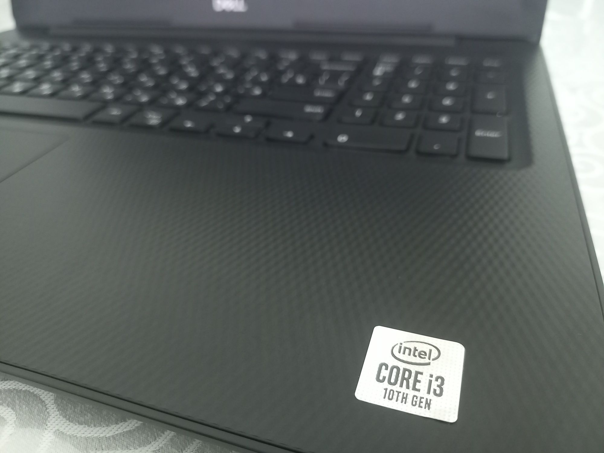 Dell core-i3 10 поколение