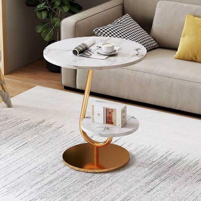 Masuta moderna cu blat tip marmura si raft inferior, cadru metalic