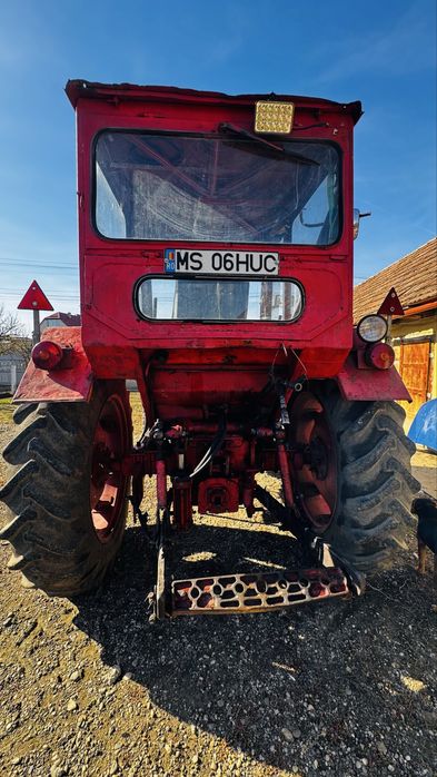 Tractor U650 inmatriculat !! Cu carte si talon si toate actele la zii