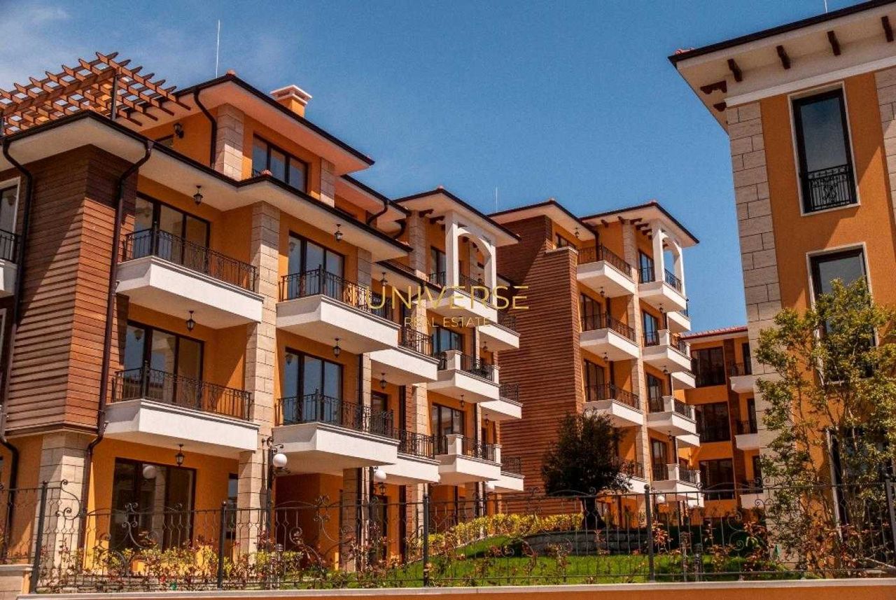 Продава се Двустаен апартамент в Свети Влас - 65 кв.м за 1508 €/кв.м - Снимка #14