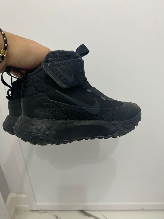 Детски боти!Почти нови!