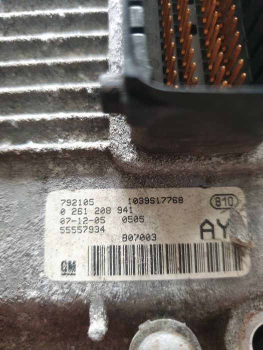 Calculator motor Ecu Opel Corsa D 1.4I 66 KW 90 CP 55557934 AY Z14XEP