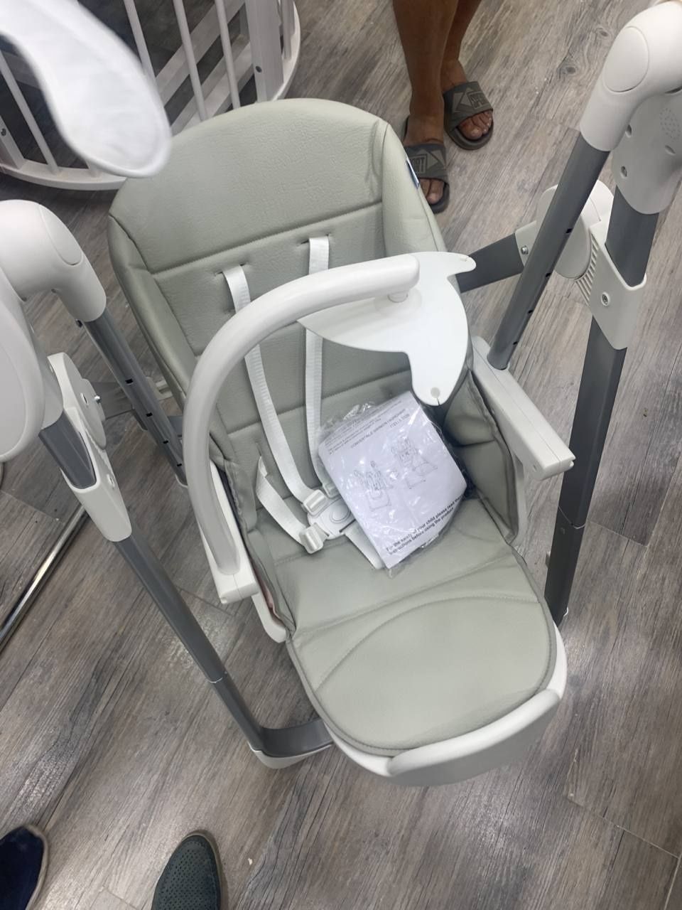 Продаётся детский стул. 2 в 1