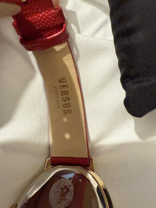 Дамски часовник Versace original