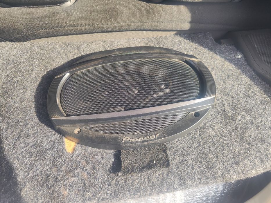 Kolonka pioneer TS-A6977S spark polkasi bilan