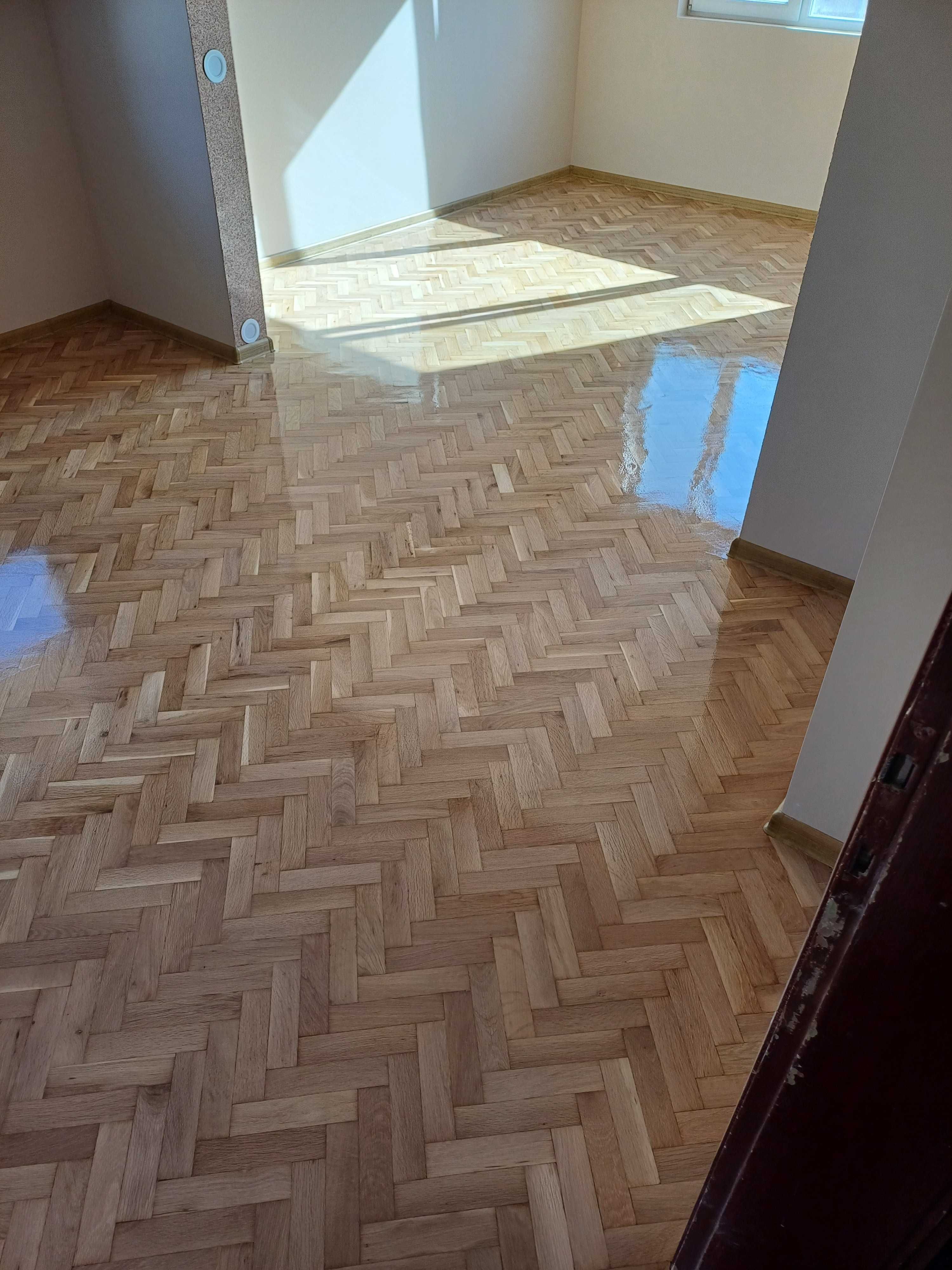 Циклене,лакиране и редене на паркет и дюшеме