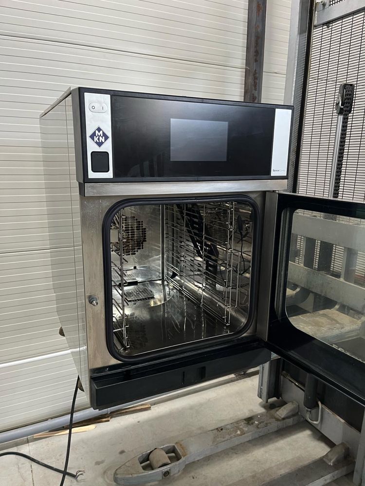 Cuptor profesional convectie  Mkn Mini 6 tavi