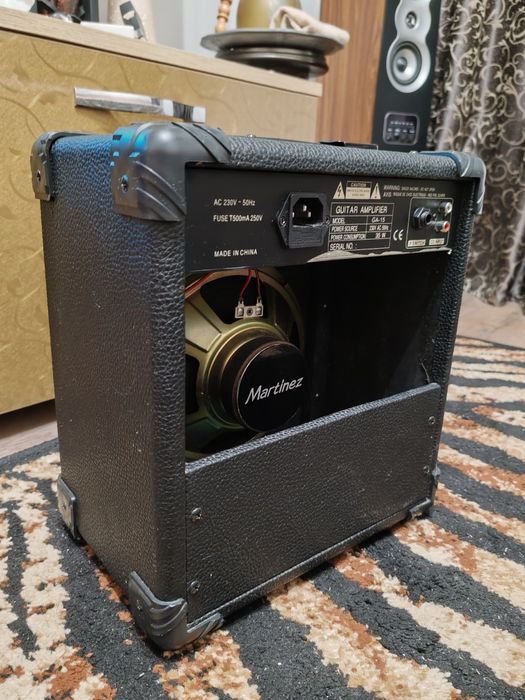 Amplificator chitara electrica