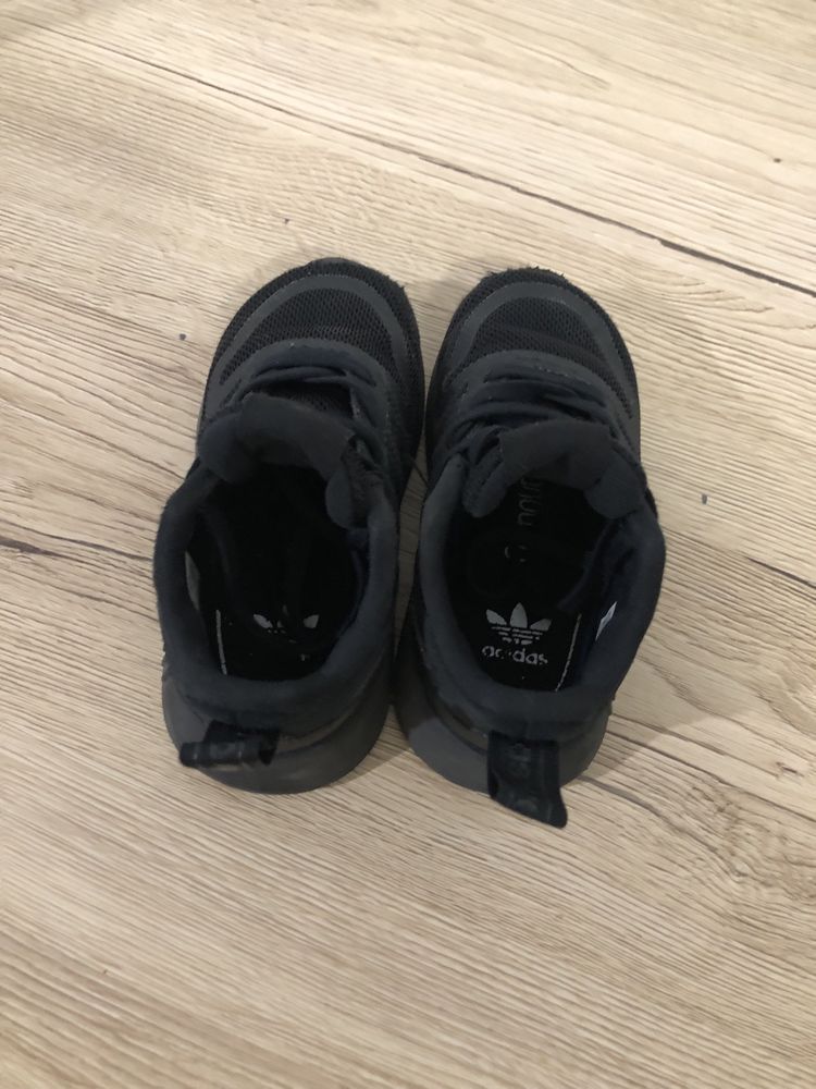 Pantofi Adidas originali, mărimea 21