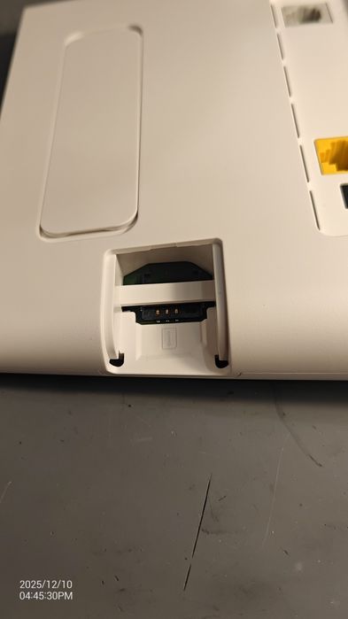 Rutar cu sim, Huawei B311s-220, deblocat pe orice retea