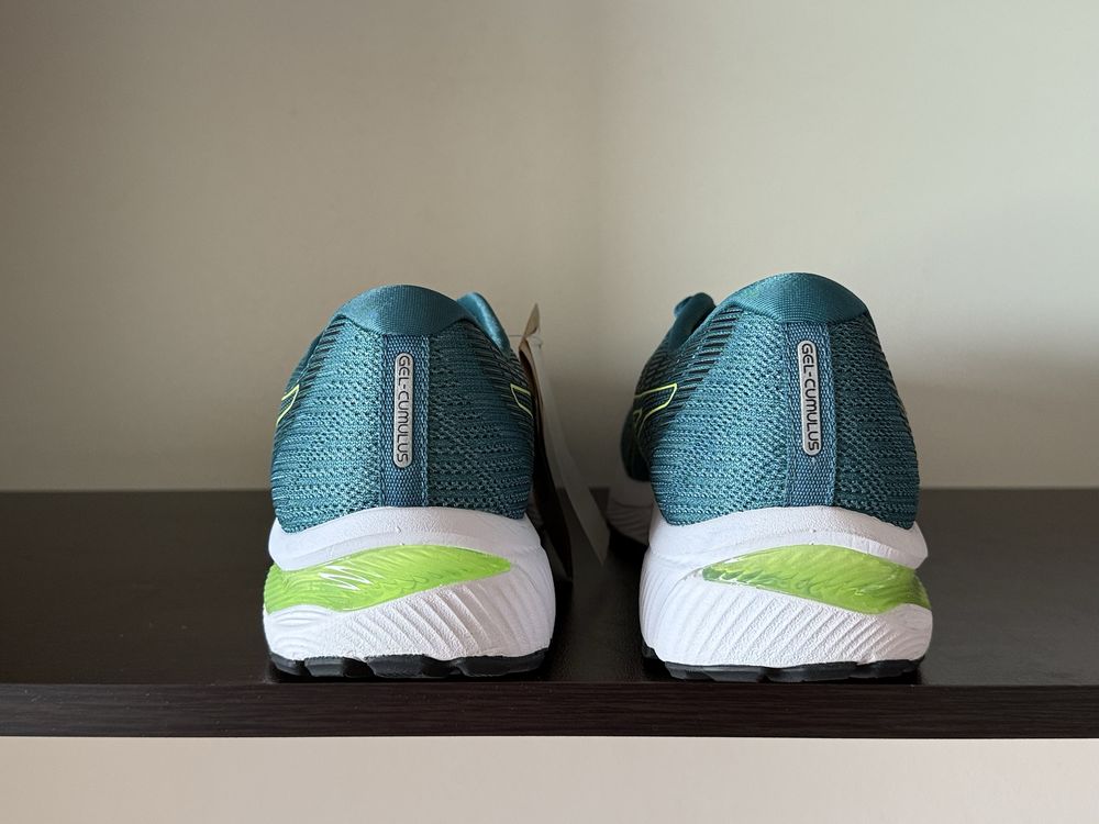 ASICS GEL-CUMULUS 22/ 40номер 25см Стелка Нови с Кутия