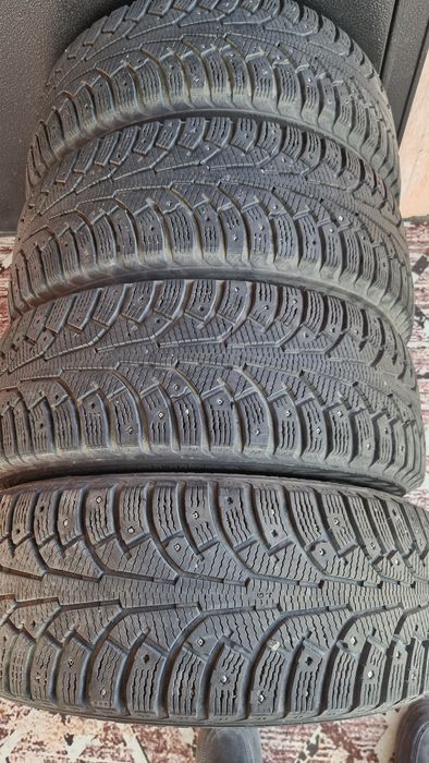 Зимний резина  порез ,шнур,шишка жоқ почти новый