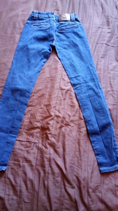 Дънки - модерни , изтъркани и др