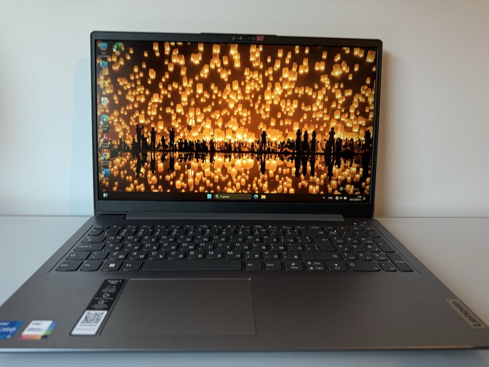 Лаптоп Леново ideapad 3-15ITL6 Laptop - Type 82H8