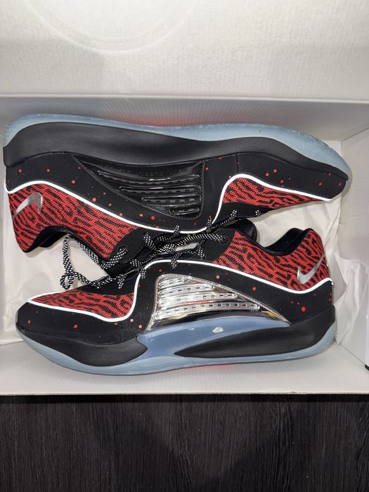 Баскетболни обувки Nike KD 16 "Slim Reaper" - размер 42.5, 48.5, 49.5