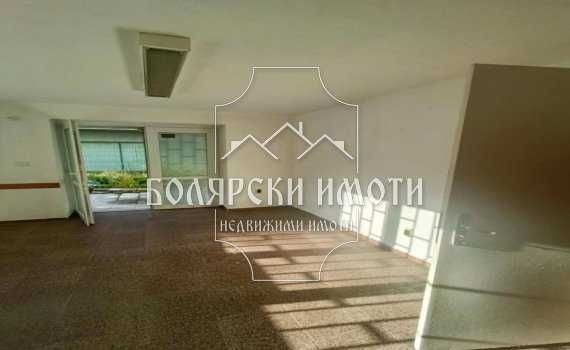 Помещение в района на Спортна зала