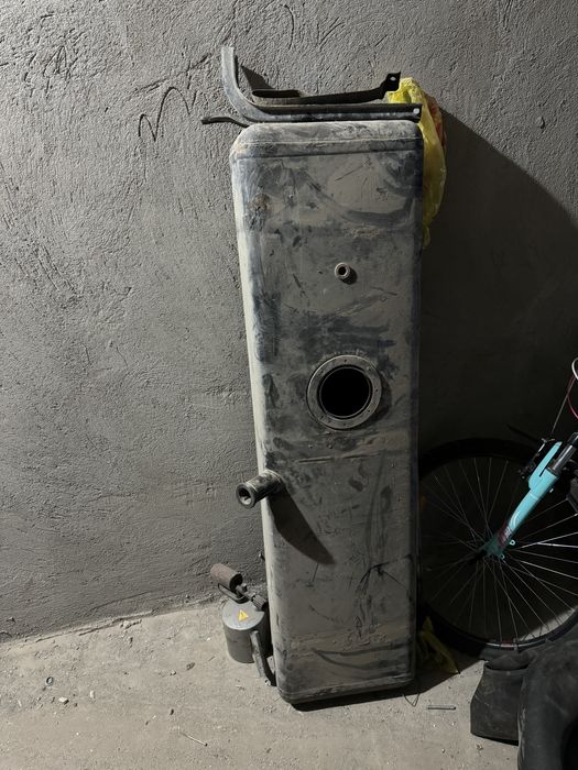 Продам топливный бак на газель