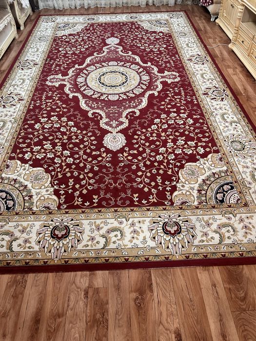 Ковёр 2×3 м, в отличном состояни