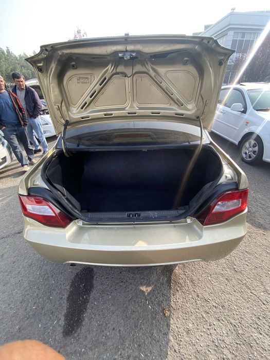 Нексия сотилади яхши холатда 2009 1,6 суппер