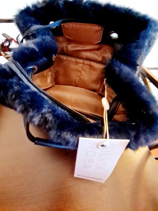 Geanta bleumarin blana