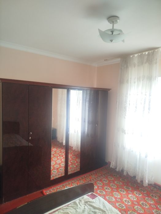 Ijaraga kvartira beriladi Sagdiyana parish olda 4 xona 2 etaj