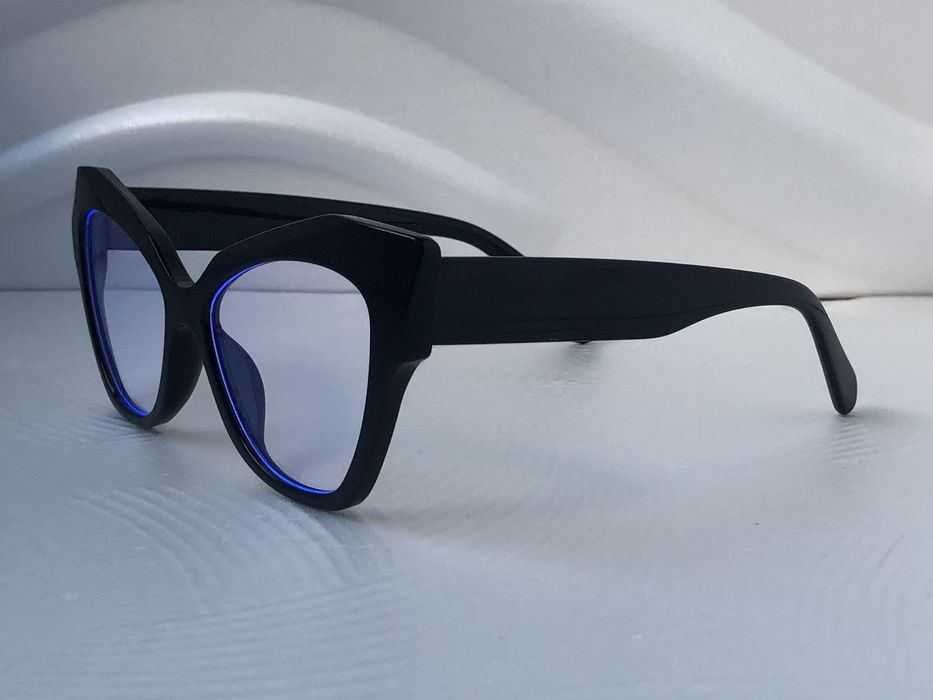 Прозрачни дамски очила за компютър