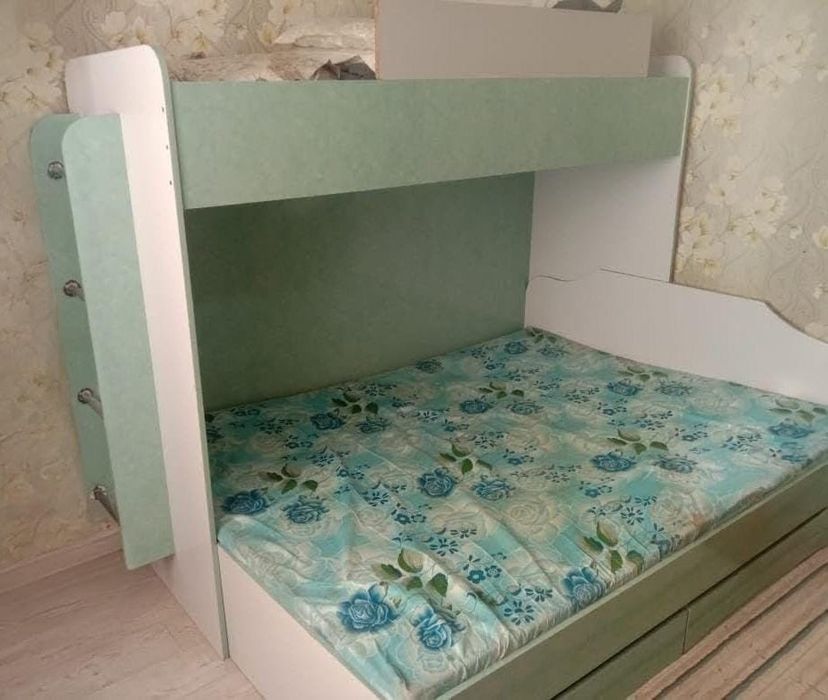 кровать 2 этажды