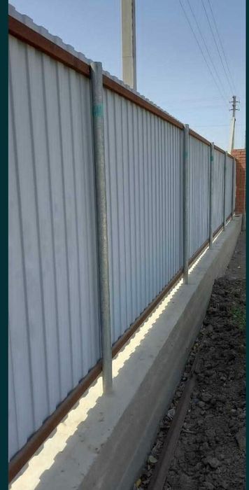 продаеться оцинковые трубы для забора