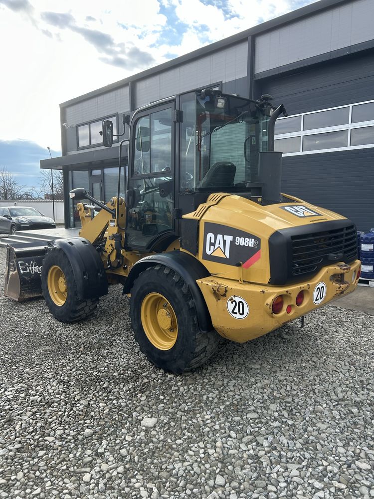 Incarcator frontal Caterpillar 908H2