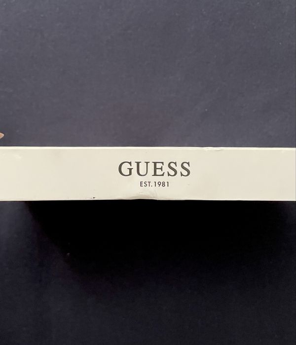 Калъфче Guess за iPhone 11 Pro