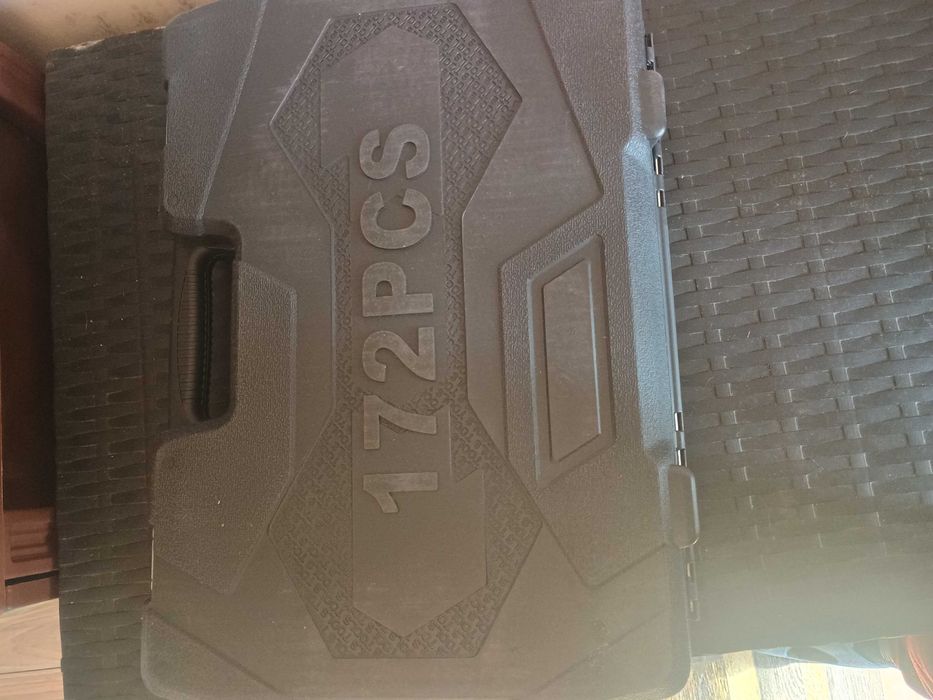 Продавам комплект Гедоре инструменти