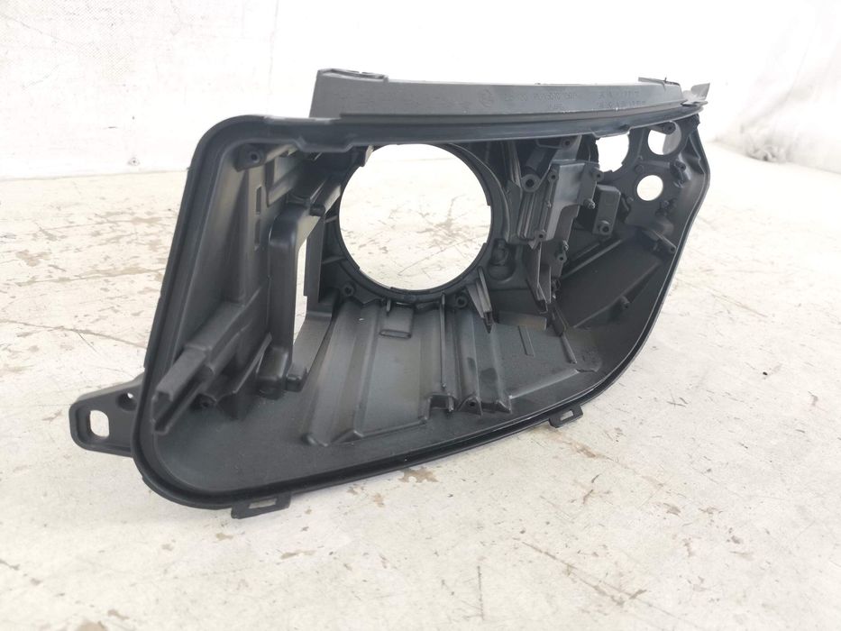 Корпус На Фар Ляв Ленд Роувър Рейндж Роувър Евок / Land Rover Range Ro