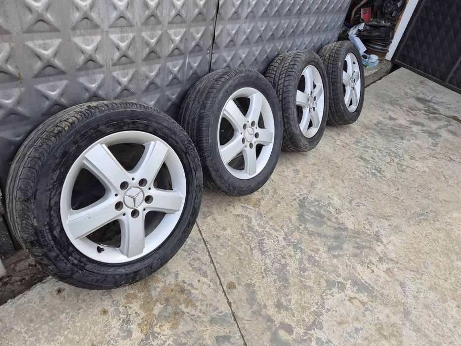 Оригинални джанти с гуми Mercedes Benz 16