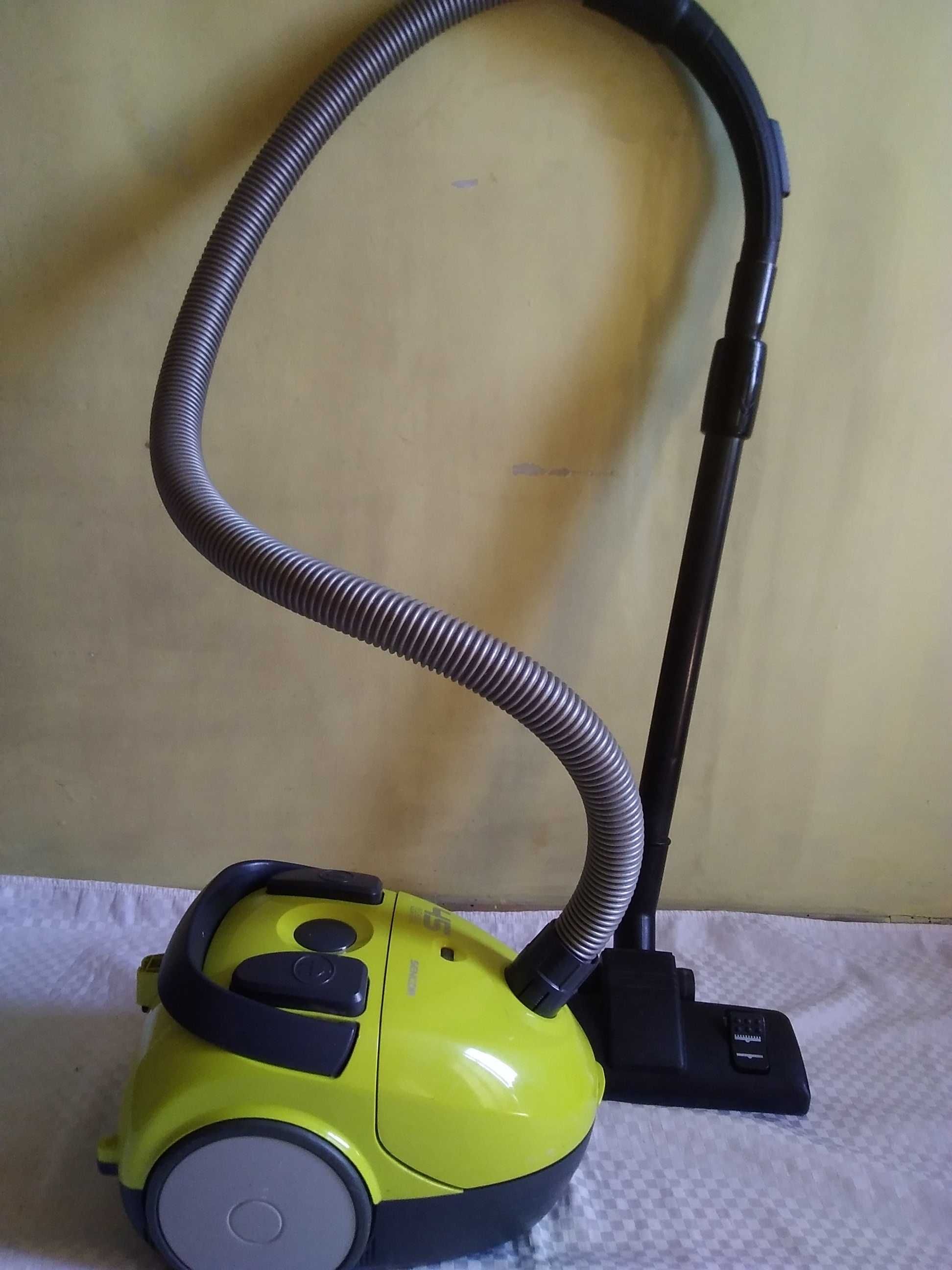 Прахосмукачка Sencor SVC45GR-1200W